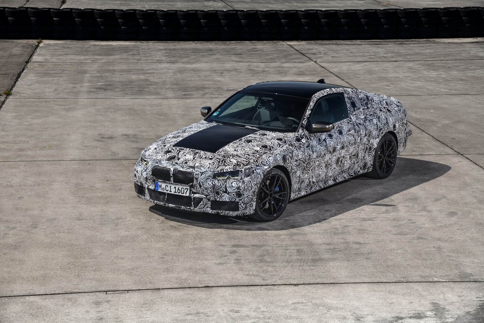SMALL_P90387907_highRes_the-new-bmw-4-series